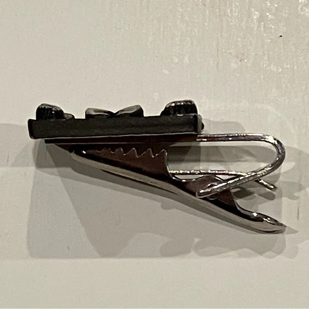 Silver& Black Vintage Tie Clip